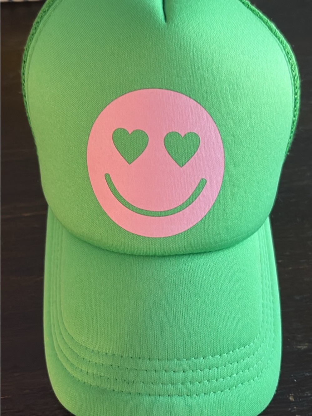 Green Kids Trucker Hat with Pink Heart-Eyes Smile - Youth Cap